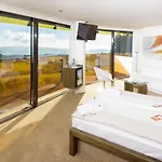 Aviva - Fuer Singles & Alleinreisende Hotel Afiesl