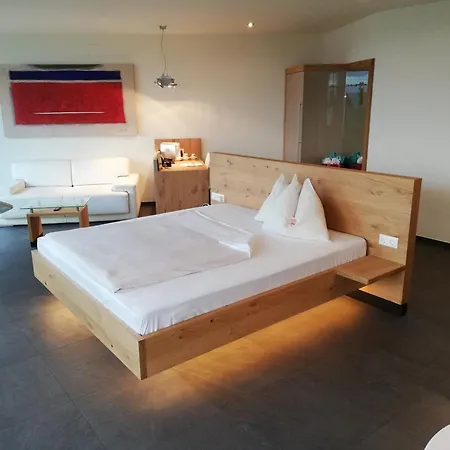 Hotel Aviva - Fuer Singles & Alleinreisende Afiesl