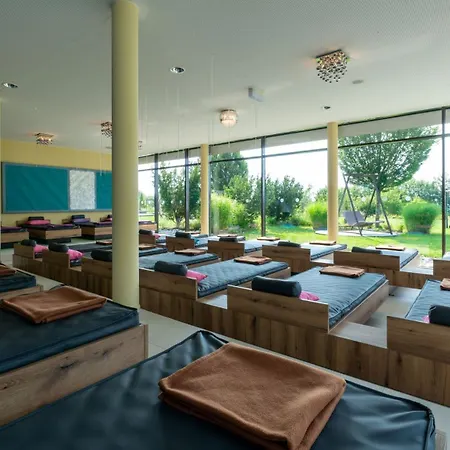 Aviva - Fuer Singles & Alleinreisende Hotel Afiesl