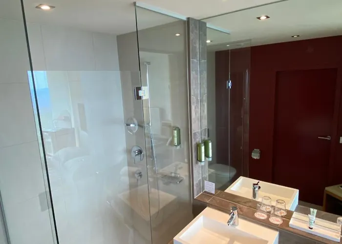 Aviva - Fuer Singles & Alleinreisende 4*