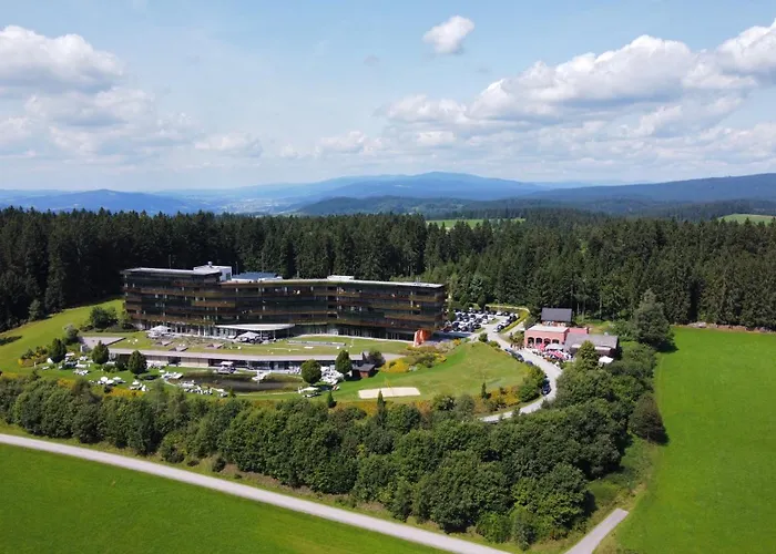 מלון Aviva - Fuer Singles & Alleinreisende 4*